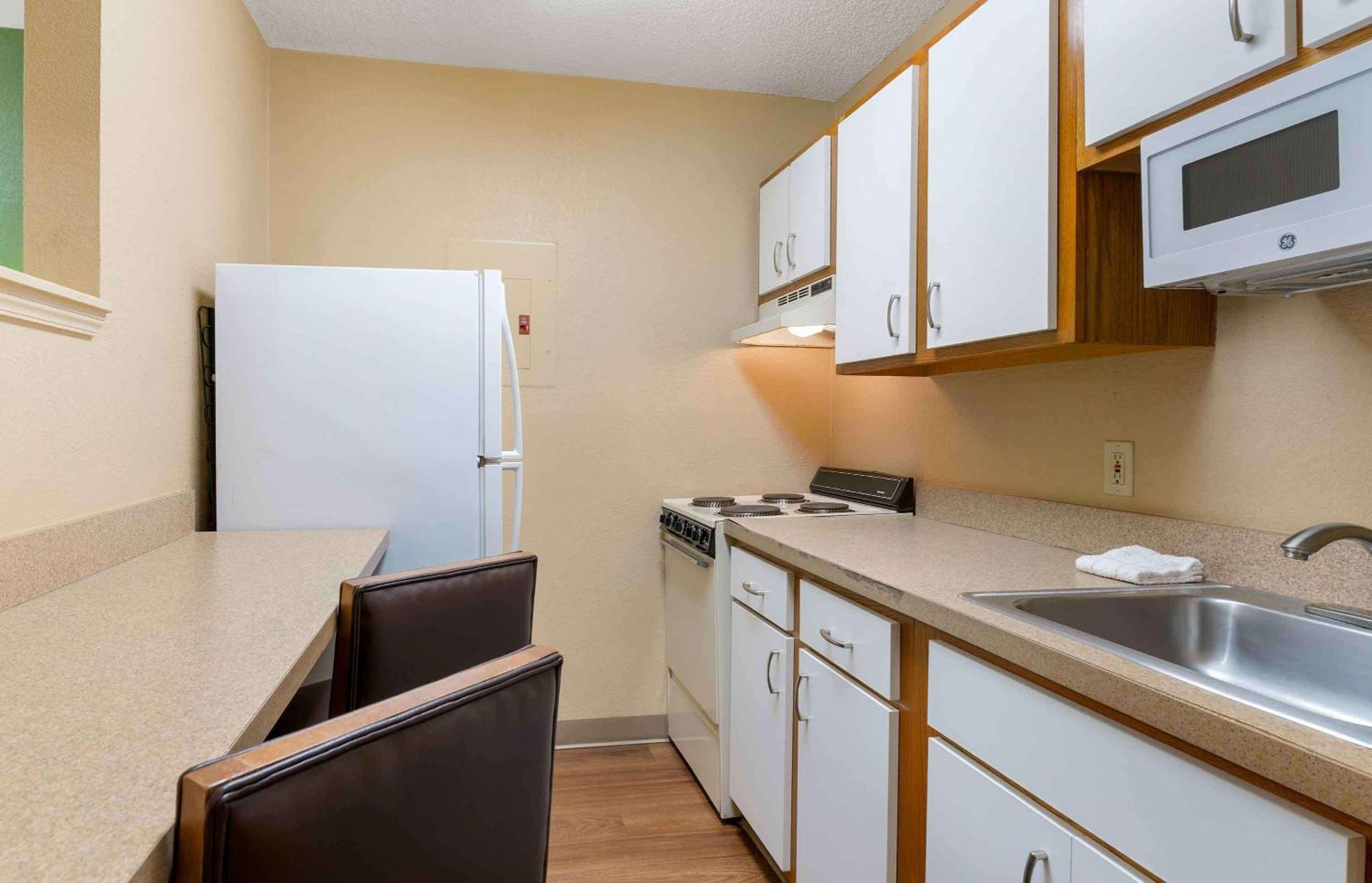 Extended Stay America Select Suites - St Louis - Westport - Craig Road Maryland Heights Exterior foto